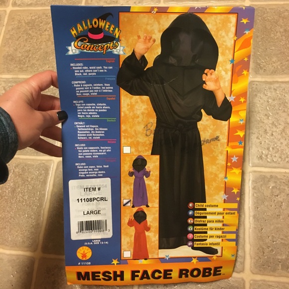 Red Mesh Face Hooded Robe Costume - Picture 2 of 6